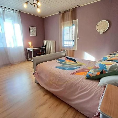 Maison De Village Avec Jardin Torpes  Екстериор снимка